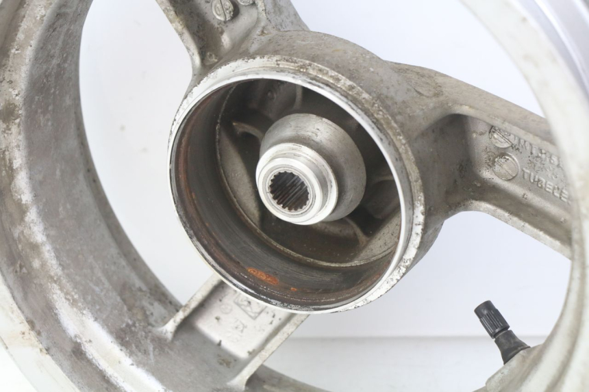 photo de ARO TRASEIRO PEUGEOT VIVACITY NEW 2T 50 (2008 - 2017) - Ampliação técnica