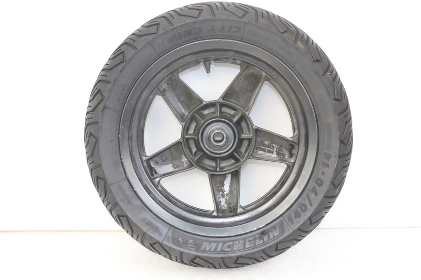 photo de ARO TRASEIRO YAMAHA XMAX X-MAX 125 (2006 - 2009) - Detalhe da peça