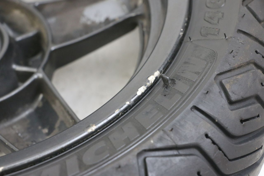 photo de ARO TRASEIRO YAMAHA XMAX X-MAX 125 (2006 - 2009) - Pontos de fixação