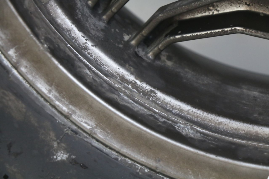 photo de ARO TRASEIRO KYMCO X-TOWN XTOWN 125 (2016 - 2021) - Detalhes característicos