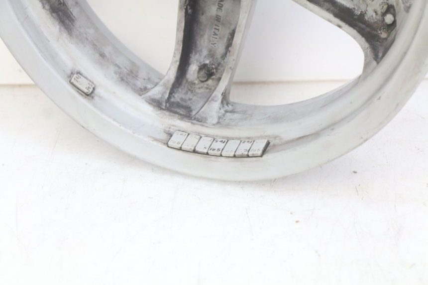photo de ARO TRASEIRO PIAGGIO X9 EVOLUTION 125 (2003 - 2007) - Zoom do estado de desgaste