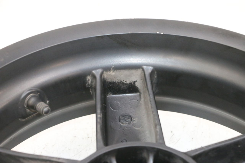photo de ARO TRASEIRO PIAGGIO XEVO - X EVO 125 (2007 - 2017) - Detalhes característicos