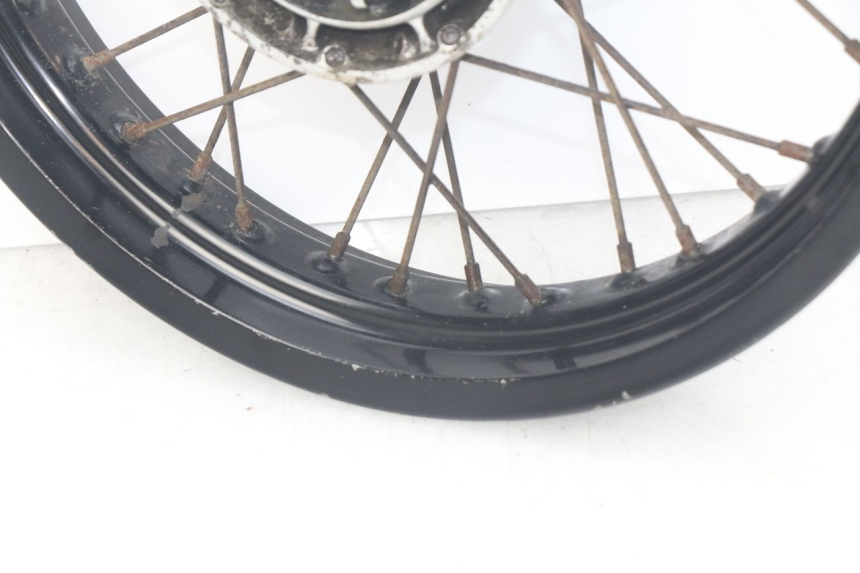 photo de ARO TRASEIRO SUZUKI XF FREEWIND 650 (1997 - 2003) - Inspeção visual