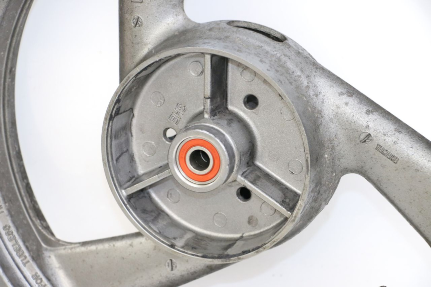 photo de ARO TRASEIRO YAMAHA XJ600 XJ DIVERSION 600 (1992 - 1997) - Ampliação técnica