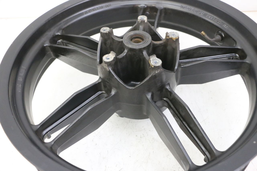 photo de ARO TRASEIRO YAMAHA TZR 50 (2008 - 2016) - Vista de perto