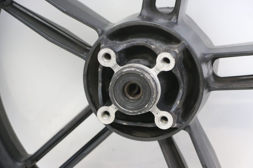 photo de ARO TRASEIRO YAMAHA TZR 50 (2008 - 2016) - Outro ângulo de visão