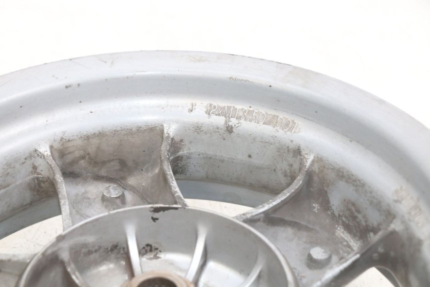 photo de ARO TRASEIRO YAMAHA YP MAJESTY 125 (1998 - 2001) - Detalhe da peça