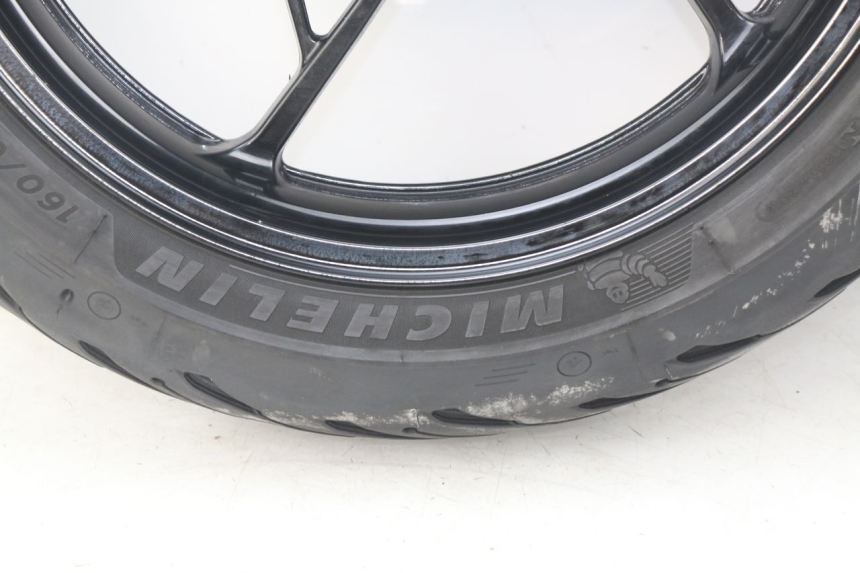 photo de ARO TRASEIRO KAWASAKI Z 650 (2016 - 2019) - Pontos de fixação