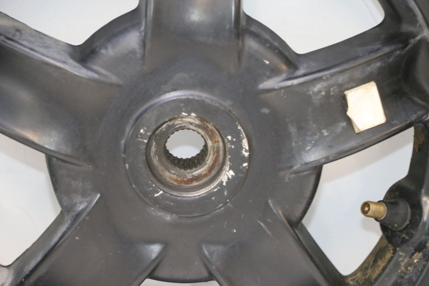 photo de ARO TRASEIRO PIAGGIO ZIP 4T 50 (2018 - 2020) - Outro ângulo de visão