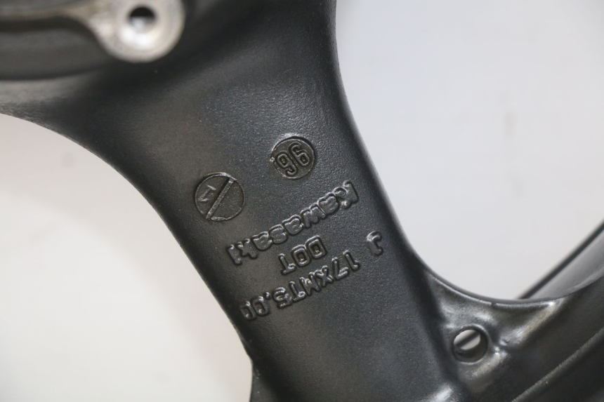 photo de ARO TRASEIRO KAWASAKI ZX-6R ZX6R 600 (1995 - 1997) - Ampliação dos componentes