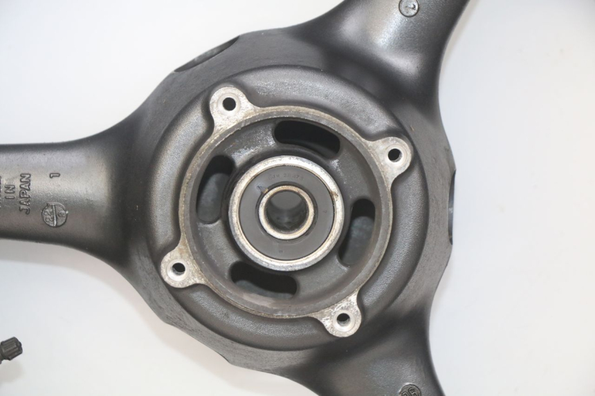 photo de ARO TRASEIRO KAWASAKI ZX-6R ZX6R 600 (1995 - 1997) - Inspeção visual