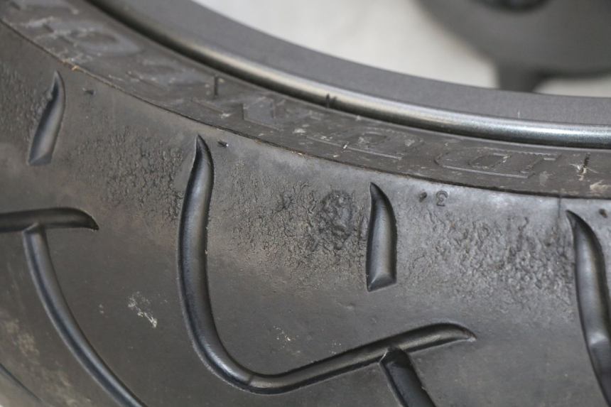 photo de ARO TRASEIRO KAWASAKI ZX-6R ZX6R 600 (1995 - 1997) - Marcações e referências