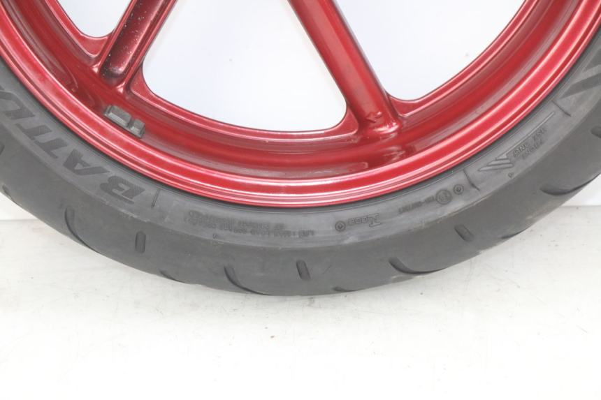 photo de ARO DIANTEIRO HONDA CBR RR FIREBLADE 900 (1992 - 1994) - Detalhes característicos
