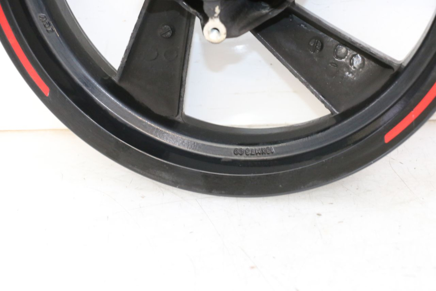 photo de ARO DIANTEIRO PEUGEOT CITYSTAR 50 (2013 - 2017) - Zoom do estado de desgaste