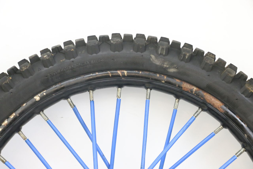 photo de ARO DIANTEIRO LONCIN DIRT BIKE 125 - Detalhes característicos