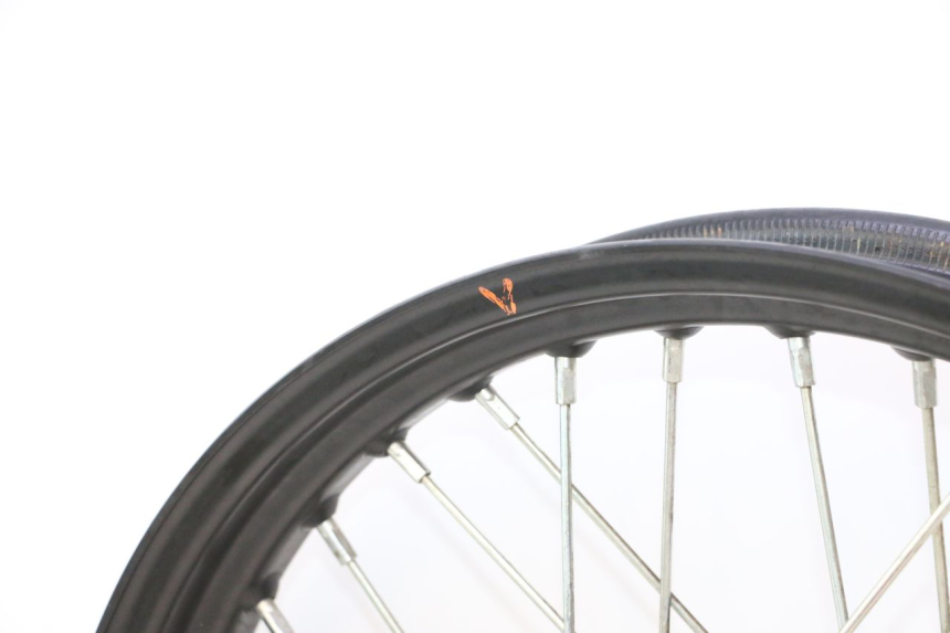 photo de RODA DIANTEIRA MASH DIRT TRACK 50 (2018 - 2020) - Inspeção visual