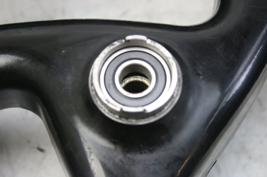 photo de ARO DIANTEIRO PEUGEOT ELYSTAR 50 (2002 - 2014) - Zoom do estado de desgaste