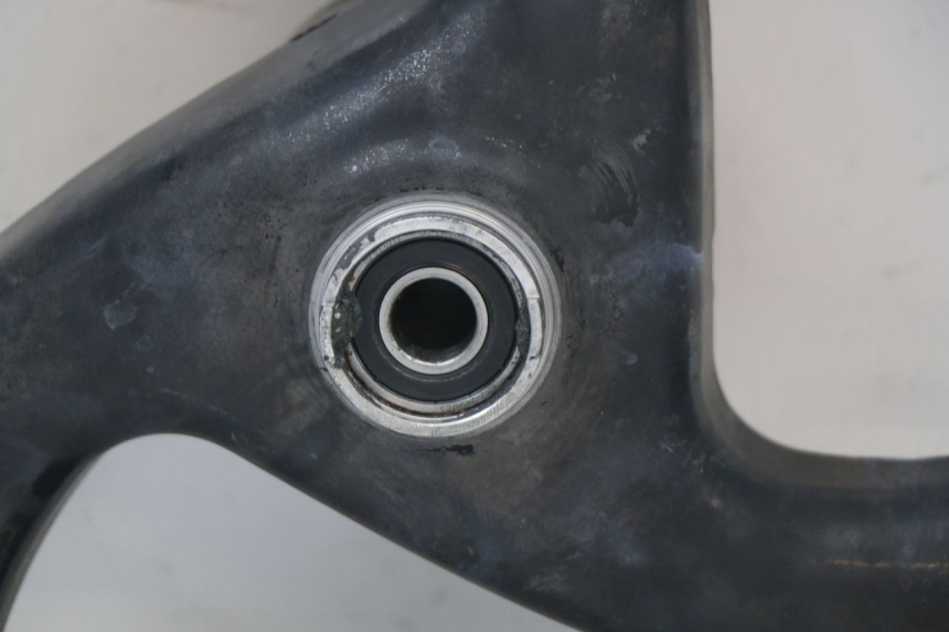 photo de ARO DIANTEIRO PEUGEOT ELYSTAR 50 (2002 - 2014) - Outro ângulo de visão