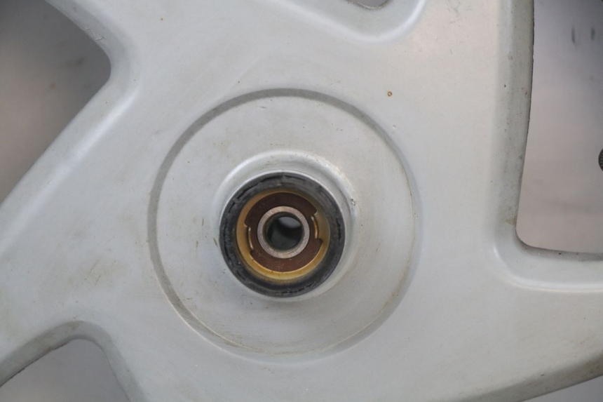 photo de ARO DIANTEIRO HONDA FES PANTHEON 2T 125 (1998 - 2002) - Outro ângulo de visão