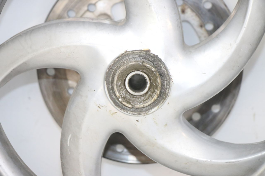 photo de ARO DIANTEIRO PIAGGIO FLY 125 (2005 - 2012) - Detalhes característicos