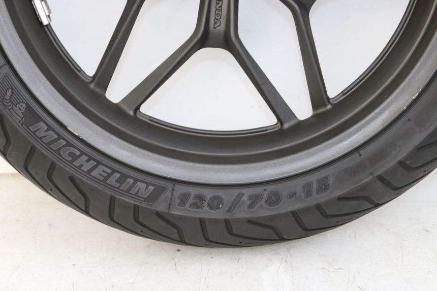 photo de ARO DIANTEIRO HONDA FORZA 125 (2015 - 2016) - Pontos de fixação