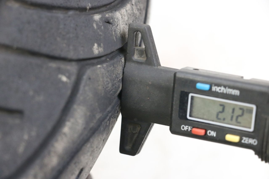 photo de ARO DIANTEIRO PEUGEOT GEOPOLIS RS 125 (2007 - 2009) - Detalhe da peça