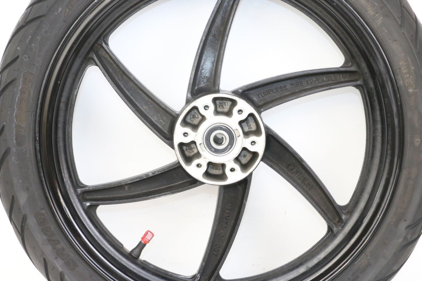 photo de ARO DIANTEIRO HYOSUNG GTR 125 (2006 - 2008) - Detalhes característicos
