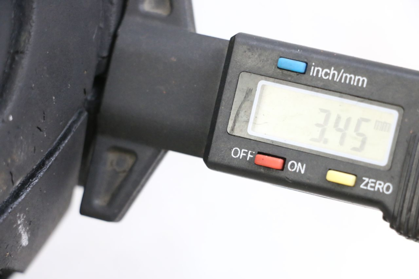 photo de ARO DIANTEIRO SYM JOYRIDE EVO 125 (2009 - 2016) - Zoom do estado de desgaste