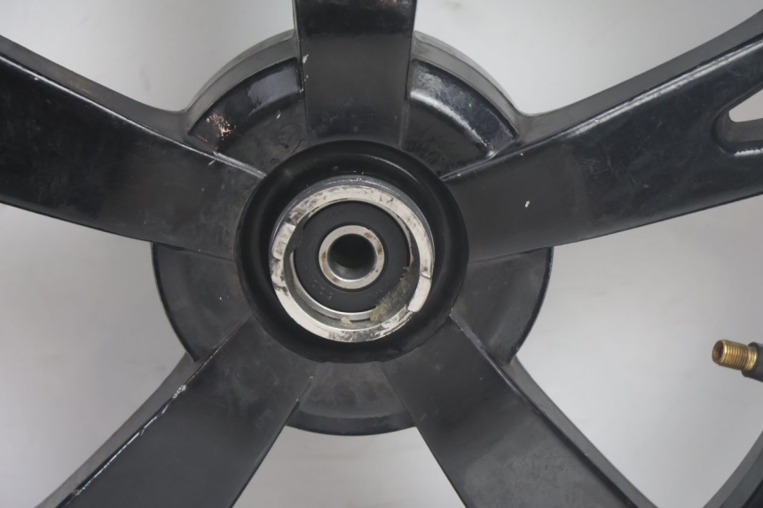 photo de ARO DIANTEIRO PEUGEOT KISBEE 4T 50 (2018 - 2022) - Pontos de fixação
