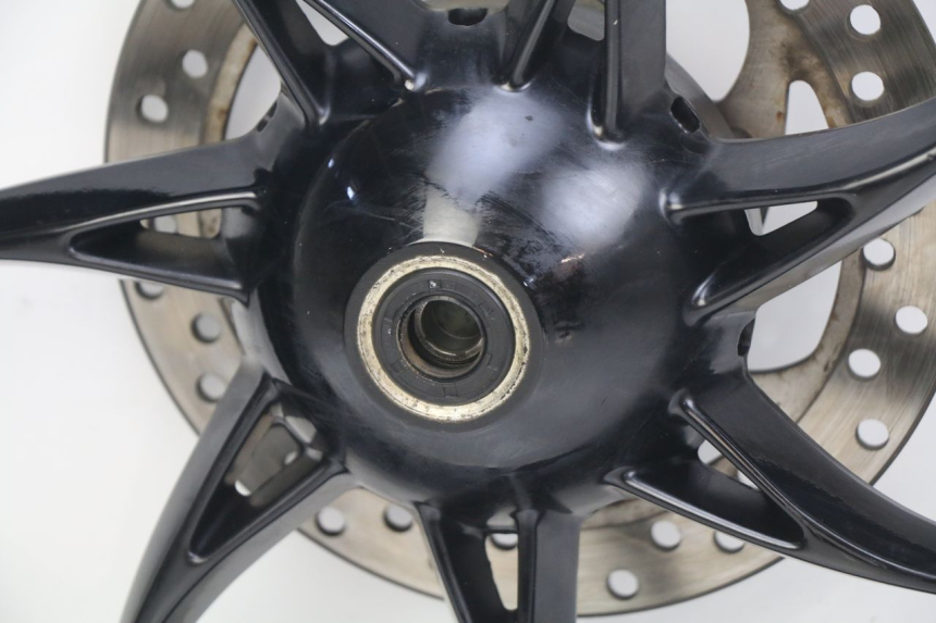 photo de ARO DIANTEIRO PIAGGIO LIBERTY IGET 4T 50 (2015 - 2020) - Detalhes característicos