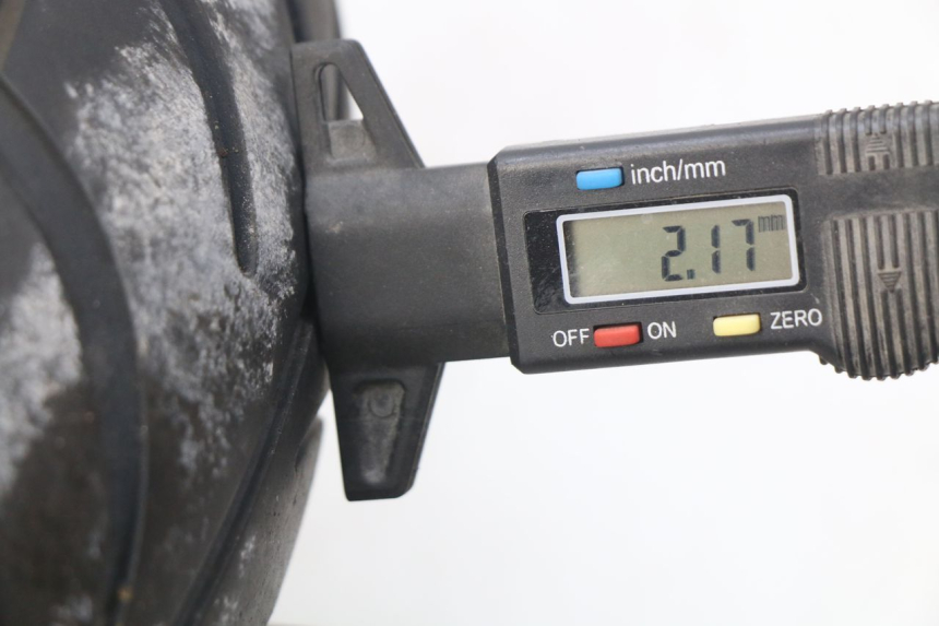 photo de ARO DIANTEIRO EUROCKA MATADOR 4T 50 (2010 - 2016) - Zoom do estado de desgaste
