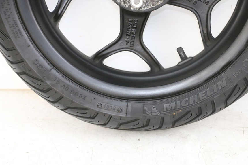 photo de ARO DIANTEIRO PIAGGIO MP3 HPE 350 (2018 - 2020) - Pontos de fixação