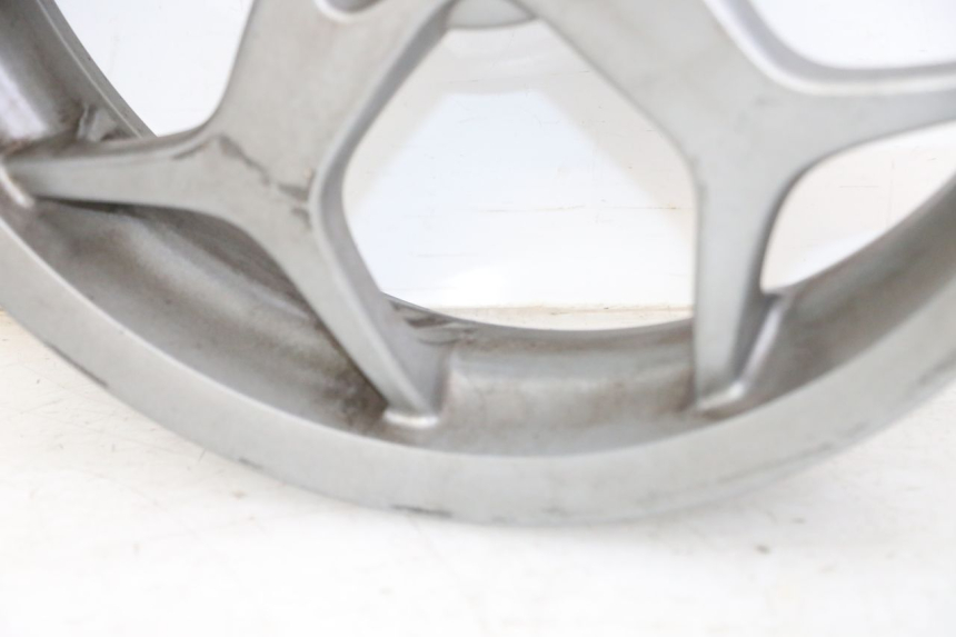 photo de ARO DIANTEIRO PIAGGIO MP3 500 (2014 - 2017) - Pontos de fixação