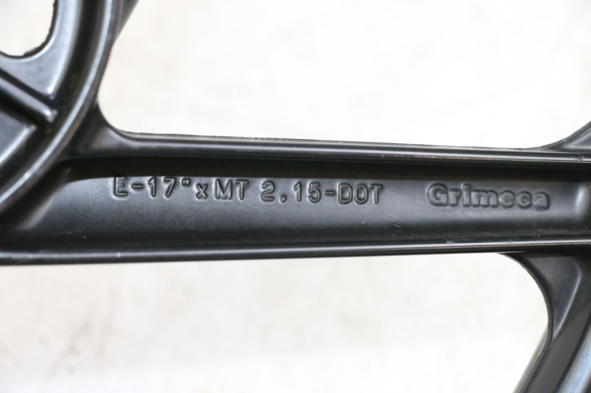 photo de ARO DIANTEIRO HONDA NSR R 125 (1994 - 2003) - Detalhe da peça