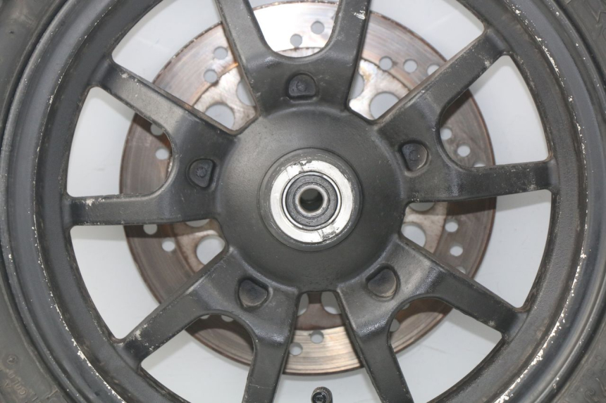 photo de ARO DIANTEIRO DAELIM S4 50 (2010 - 2015) - Detalhes característicos