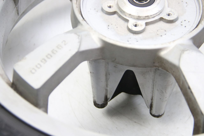 photo de ARO DIANTEIRO PEUGEOT SATELIS COMPRESSOR K15 125 (2006 - 2009) - Peça verificada