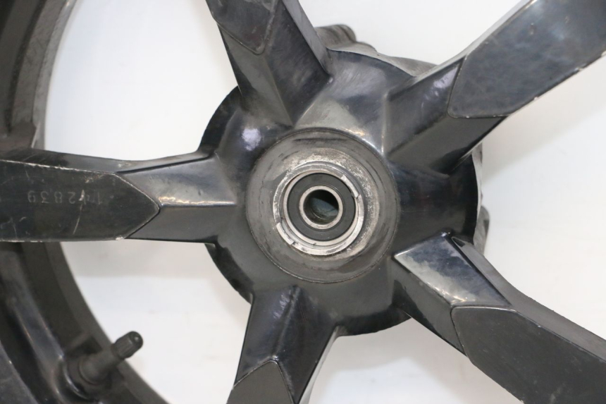 photo de ARO DIANTEIRO PEUGEOT SATELIS 125 (2013 - 2018) - Pontos de fixação