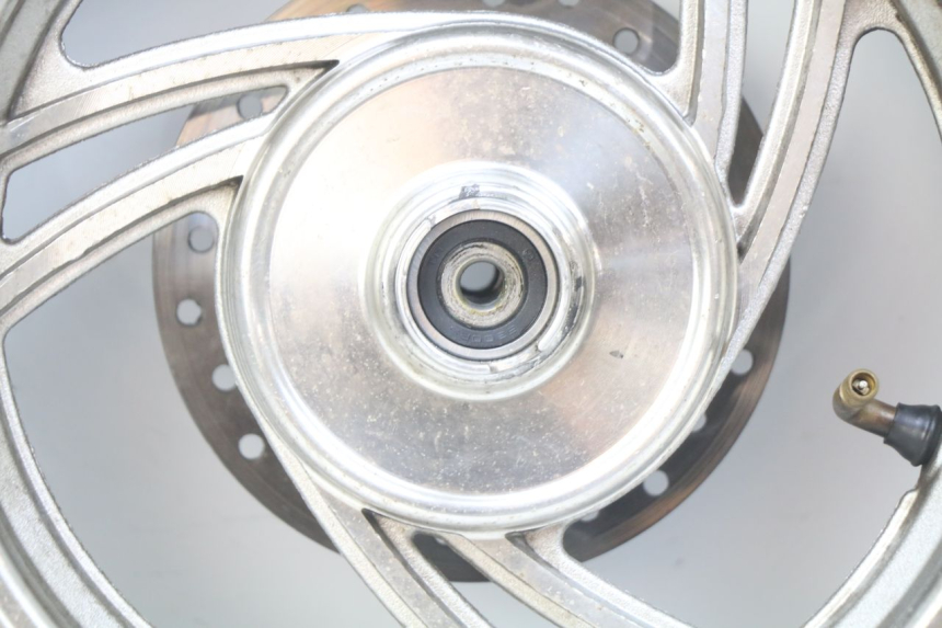 photo de ARO DIANTEIRO JM MOTORS SC 4T 50 (2012 - 2017) - Detalhes característicos
