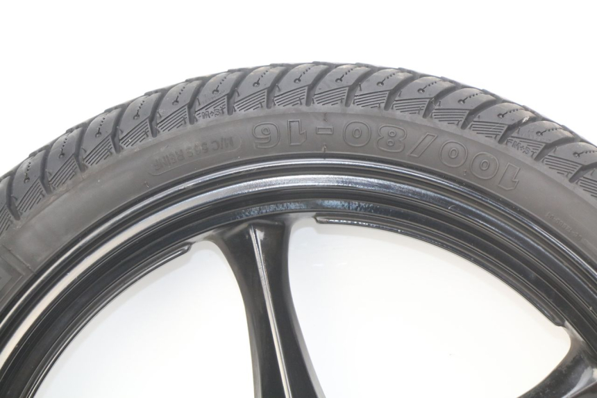 photo de ARO DIANTEIRO SUZUKI SIXTEEN 125 (2008 - 2010) - Detalhes característicos