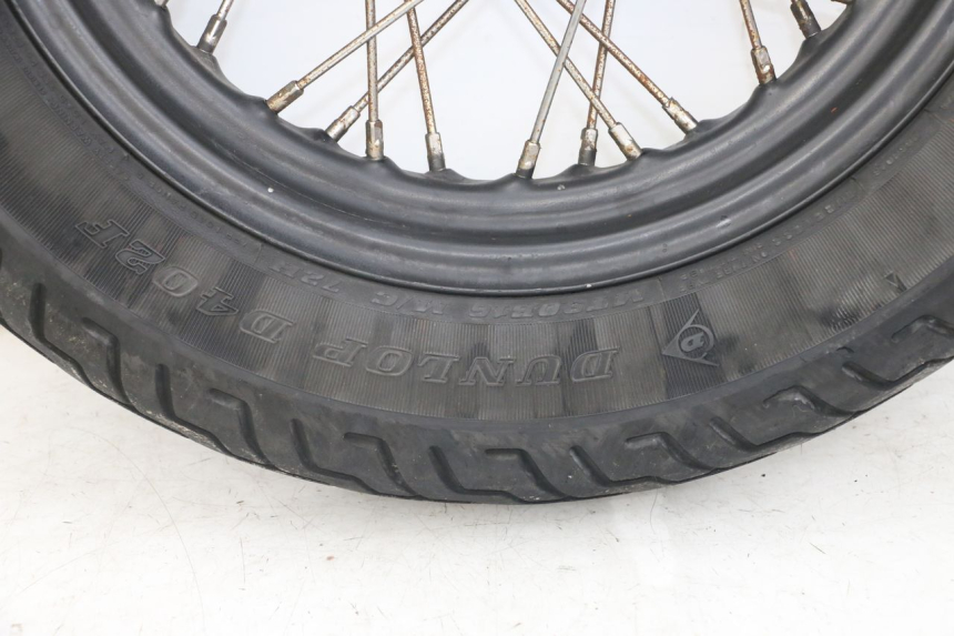 photo de ARO DIANTEIRO HARLEY DAVIDSON SPORTSTER XL CUSTOM 1200 (2003 - 2004) - Vista de perto