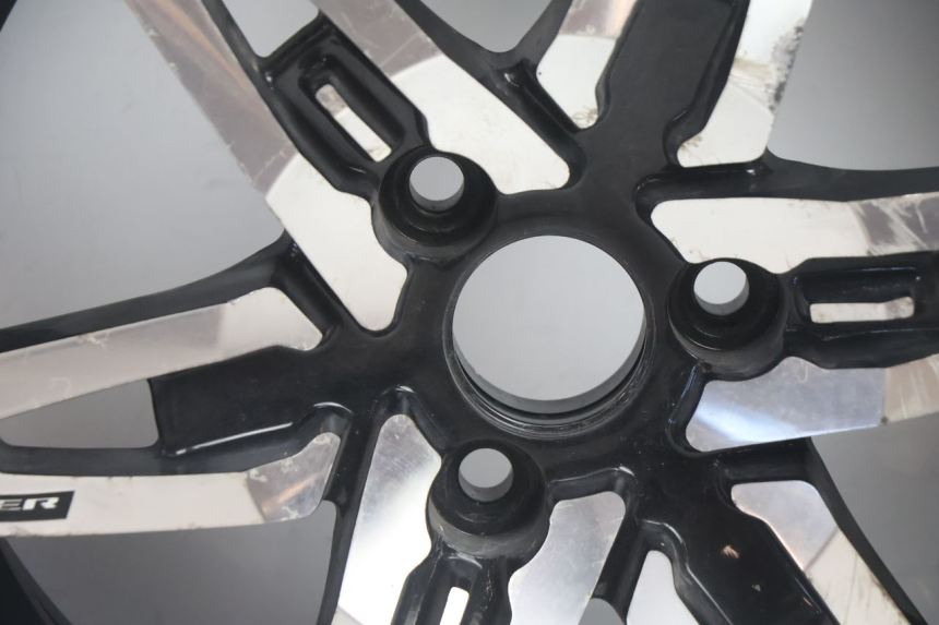 photo de ARO DIANTEIRO CAN-AM SPYDER RS 1000 (2008 - 2012) - Outro ângulo de visão