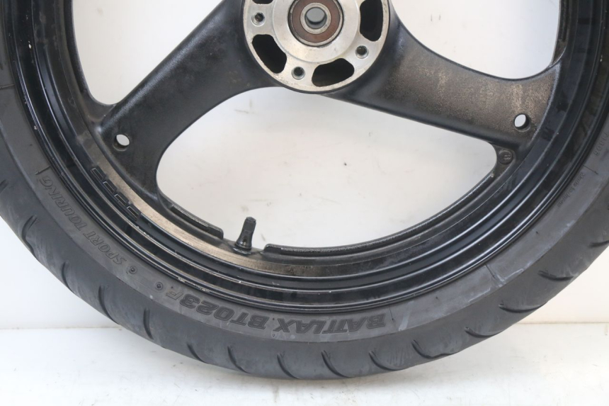 photo de ARO DIANTEIRO SUZUKI GS F 500 (2004 - 2007) - Detalhes característicos