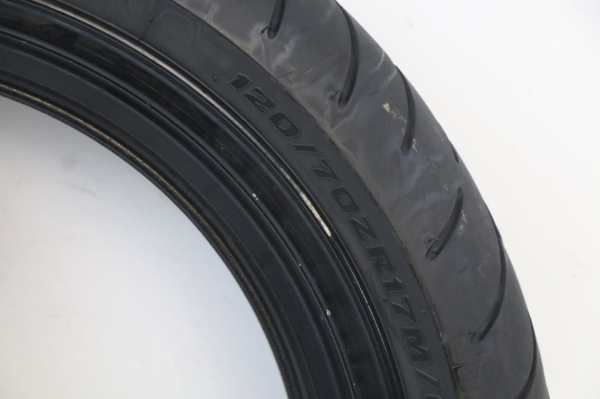 photo de ARO DIANTEIRO SUZUKI GS F 500 (2004 - 2007) - Vista de perto
