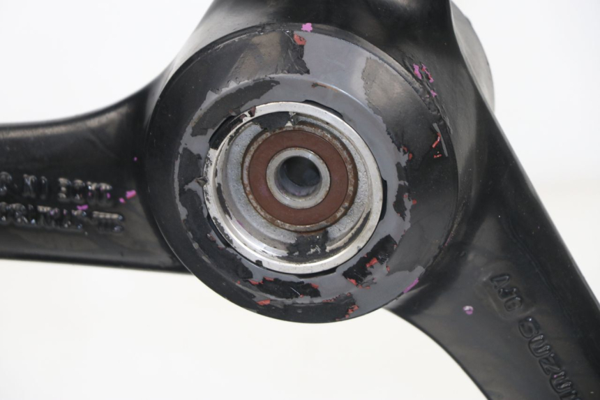 photo de ARO DIANTEIRO SUZUKI GS GSE 500 (2001 - 2003) - Pontos de fixação