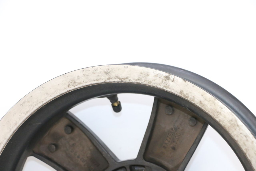 photo de ARO DIANTEIRO PIAGGIO VESPA GTS SUPER IE 125 (2009 - 2016) - Detalhes característicos