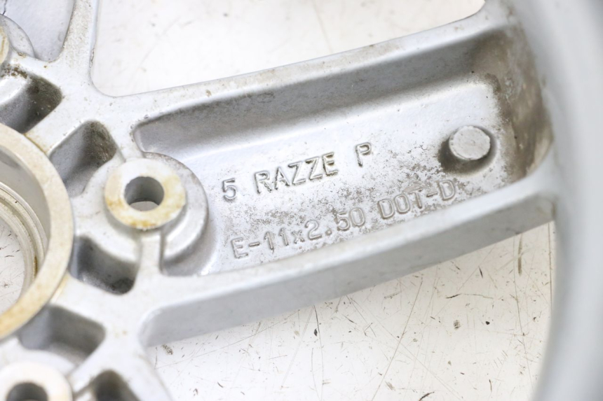 photo de ARO DIANTEIRO PIAGGIO VESPA LX 125 (2005 - 2010) - Pontos de fixação