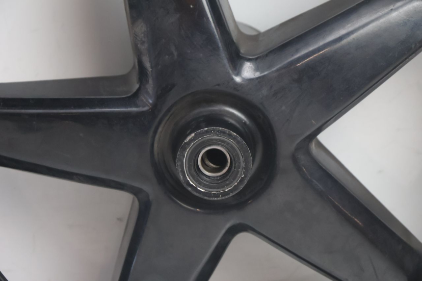 photo de ARO DIANTEIRO YAMAHA X-MAX XMAX 125 (2010 - 2013) - Outro ângulo de visão