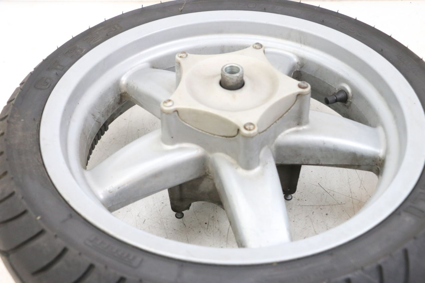 photo de ARO DIANTEIRO PIAGGIO X8 125 (2004 - 2007) - Pontos de fixação