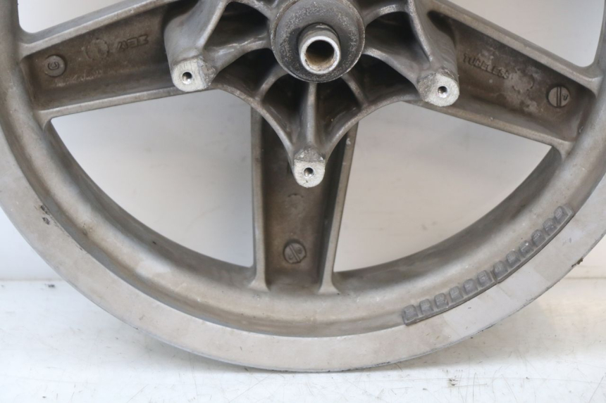 photo de ARO DIANTEIRO PIAGGIO XEVO - X EVO 125 (2007 - 2017) - Pontos de fixação