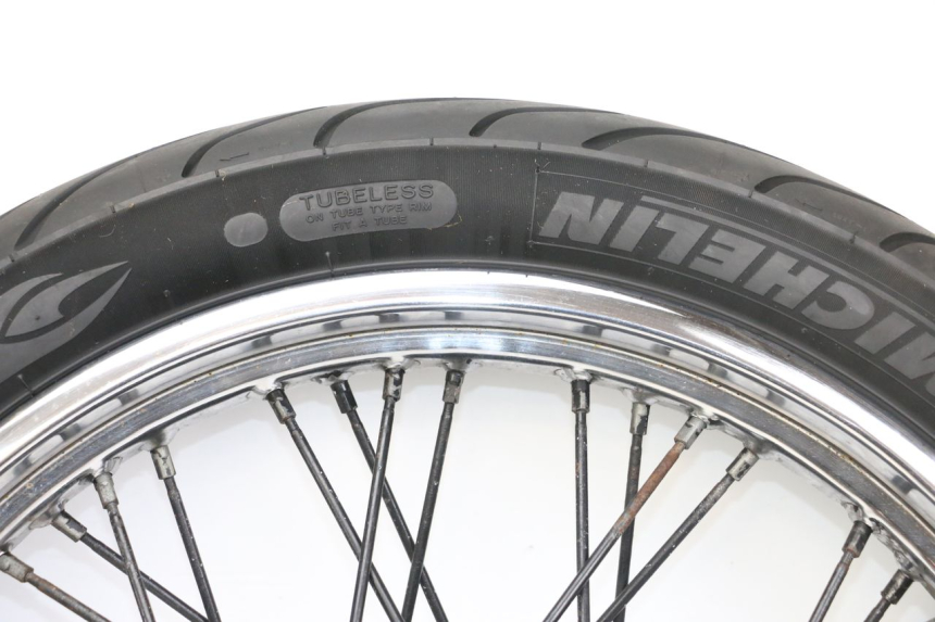 photo de ARO DIANTEIRO YAMAHA XVS DRAG STAR DRAGSTAR 650 (1997 - 2007) - Vista de perto